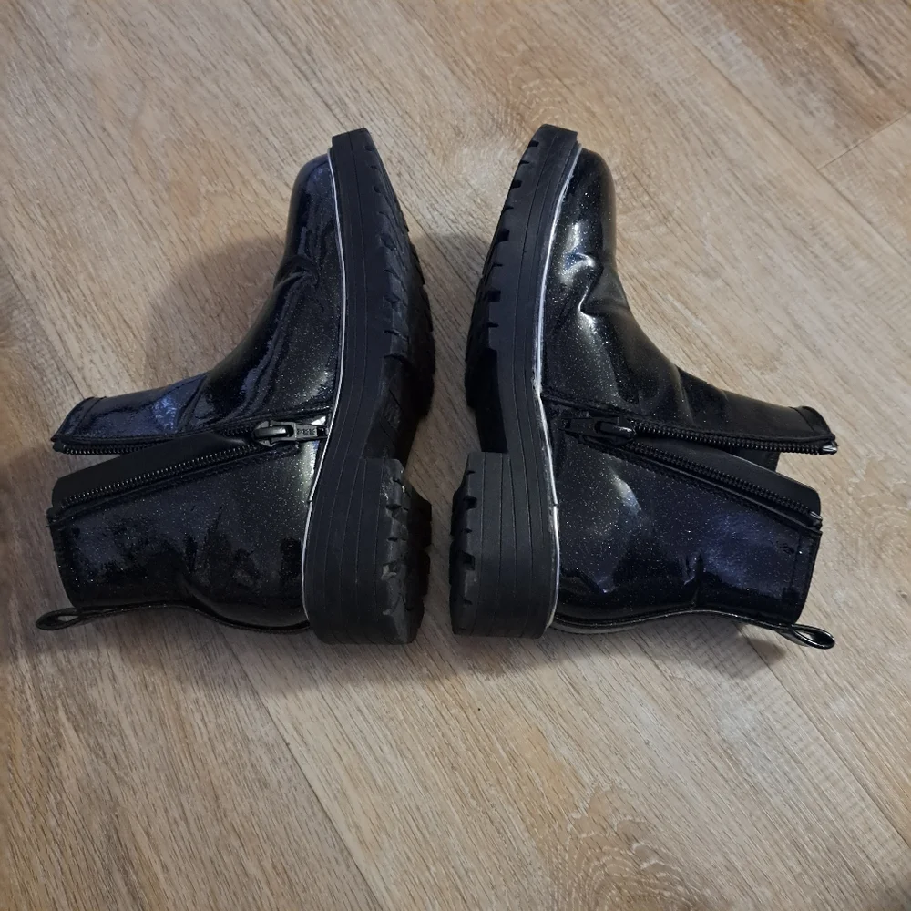 The Children's Place Kids Black Glitter Zip-Up Ankle Boots Size 12